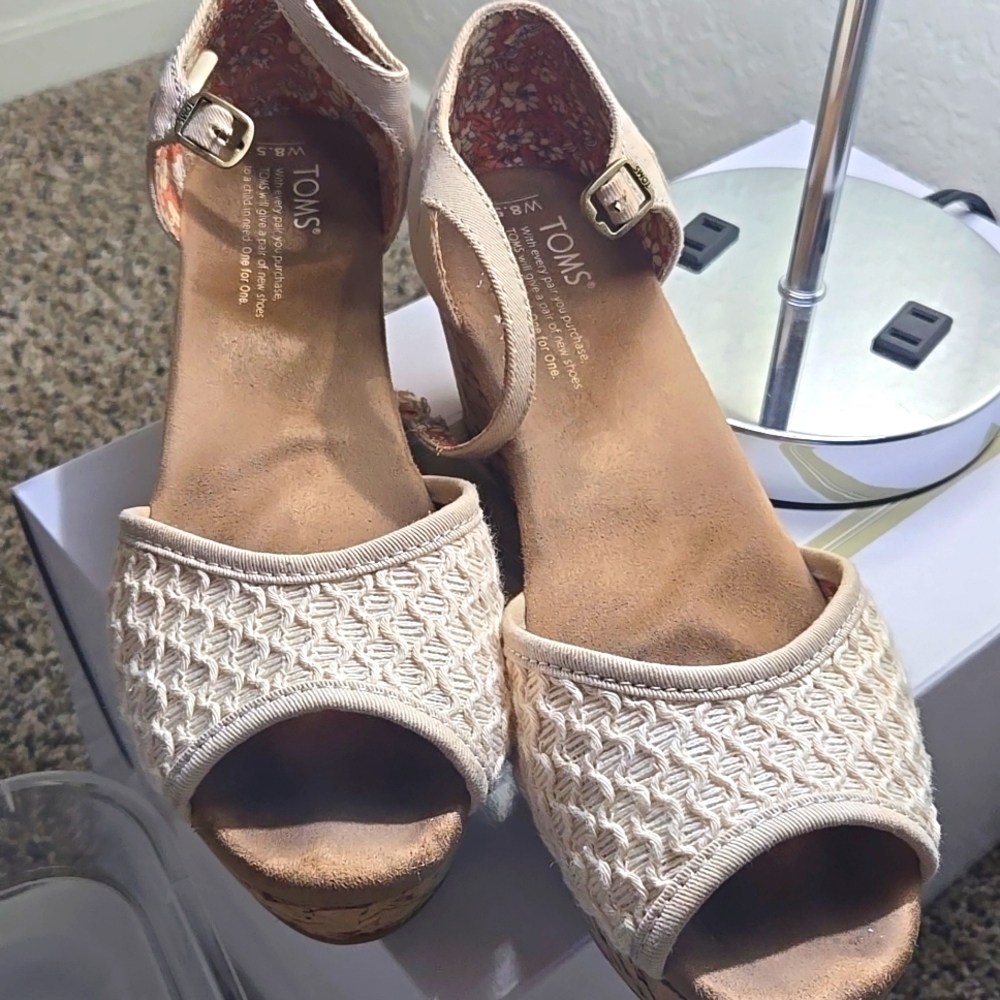 TOMS Low Wedge Sandals